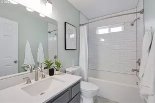 154 NE Danbury Ave, Hillsboro, OR 97124 - Photo 29