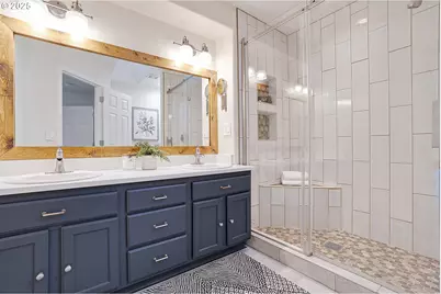 154 NE Danbury Ave, Hillsboro, OR 97124 - Photo 21