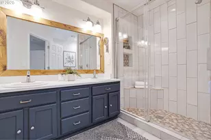 154 NE Danbury Ave, Hillsboro, OR 97124 - Photo 21