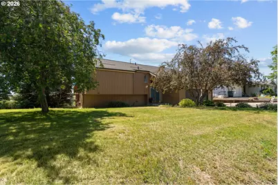 1435 SW 18th St, Pendleton, OR 97801 - Photo 1