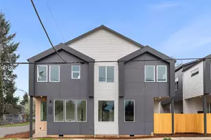 7193 SE Crystal Springs Blvd, Portland, OR 97206 - Photo 1