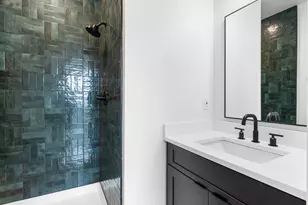 7193 SE Crystal Springs Blvd, Portland, OR 97206 - Photo 9