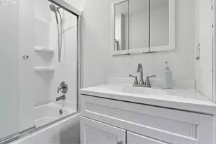 607 21st Ave, Longview, WA 98632 - Photo 17