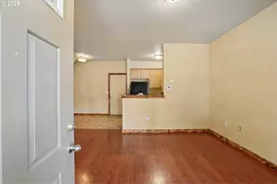 38508 Galway St, Sandy, OR 97055 - Photo 3