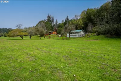 98397 Stian Smith Rd, Coos Bay, OR 97420 - Photo 29