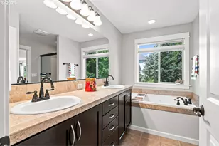 8287 SW 186th Ave, Beaverton, OR 97007 - Photo 21