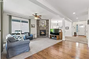 8287 SW 186th Ave, Beaverton, OR 97007 - Photo 9