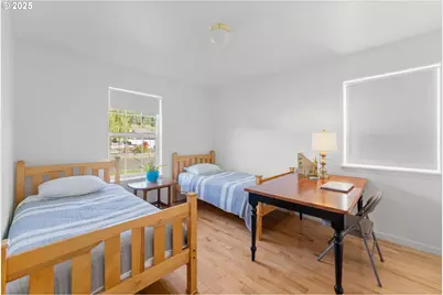 1204 E Second Ave, Sutherlin, OR 97479 - Photo 33