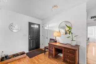 1204 E 2nd Ave, Sutherlin, OR 97479 - Photo 17