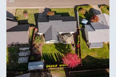 1204 E Second Ave, Sutherlin, OR 97479 - Photo 39