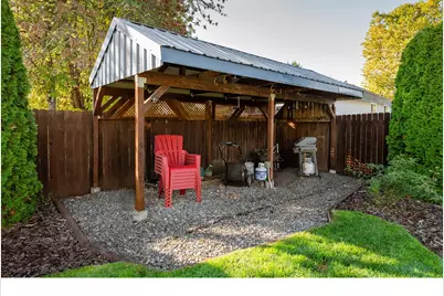 1204 E Second Ave, Sutherlin, OR 97479 - Photo 11