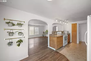 3160 Elmira Rd, Eugene, OR 97402 - Photo 9
