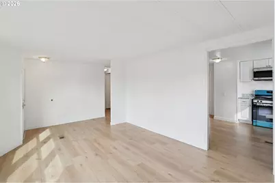 690 SW Liberty Bell Dr, Beaverton, OR 97006 - Photo 11