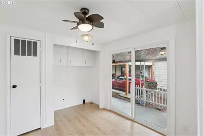 690 SW Liberty Bell Dr, Beaverton, OR 97006 - Photo 17