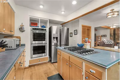 3820 Kenthorpe Way, West Linn, OR 97068 - Photo 9