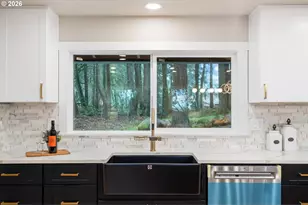 22420 S Parrot Creek Rd, Oregon City, OR 97045 - Photo 11