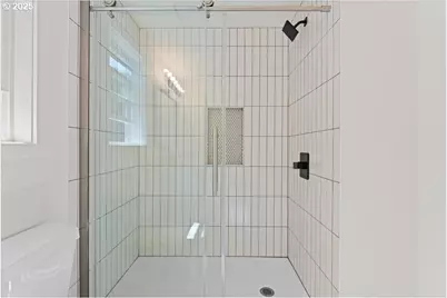 6640 N Columbia Blvd, Portland, OR 97203 - Photo 23