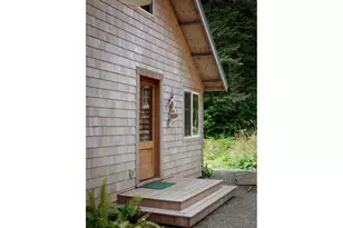 15575 Farmer Creek Rd, Cloverdale, OR 97112 - Photo 5