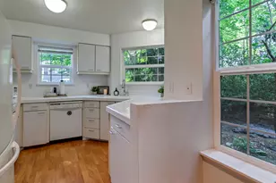 8610 SW Curry Dr, Wilsonville, OR 97070 - Photo 9
