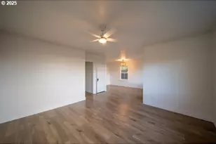 428 Elm Ave, Reedsport, OR 97467 - Photo 5