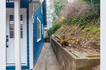 428 Elm Ave, Reedsport, OR 97467 - Photo 35