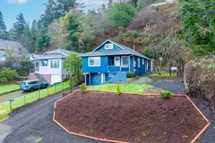 428 Elm Ave, Reedsport, OR 97467 - Photo 31