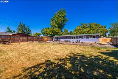 2410 Gilham Rd, Eugene, OR 97408 - Photo 27