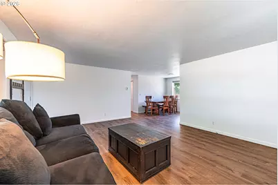 2410 Gilham Rd, Eugene, OR 97408 - Photo 9