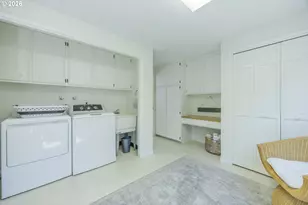 425 Stonegate St, Eugene, OR 97401 - Photo 23