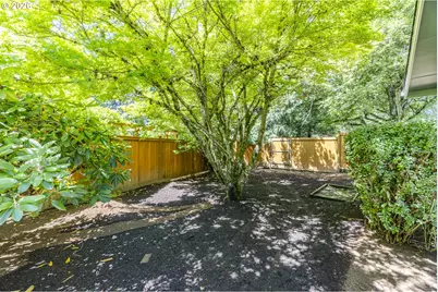425 Stonegate St, Eugene, OR 97401 - Photo 47