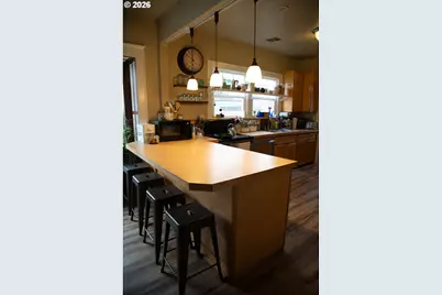 645 Juniper St, Junction City, OR 97448 - Photo 11