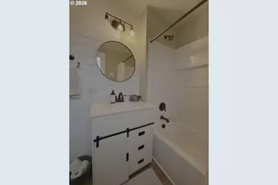 645 Juniper St, Junction City, OR 97448 - Photo 15