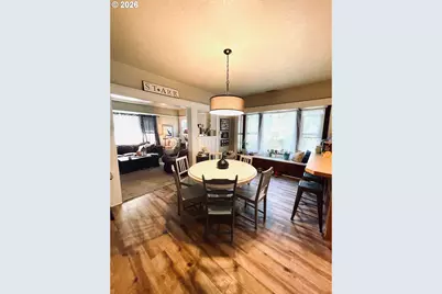 645 Juniper St, Junction City, OR 97448 - Photo 7