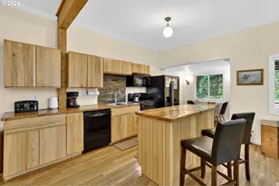 69458 E Vine Maple Dr, Rhododendron, OR 97049 - Photo 9