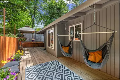 2211 SW Marigold St, Portland, OR 97219 - Photo 35