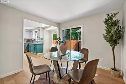 2211 SW Marigold St, Portland, OR 97219 - Photo 11