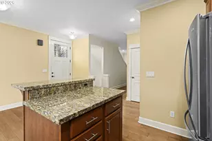 1580 SW 58th Ave, Portland, OR 97221 - Photo 7