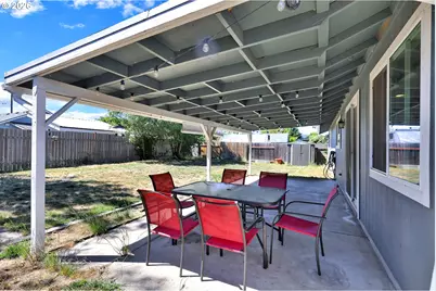 326 38th Pl, Springfield, OR 97478 - Photo 35
