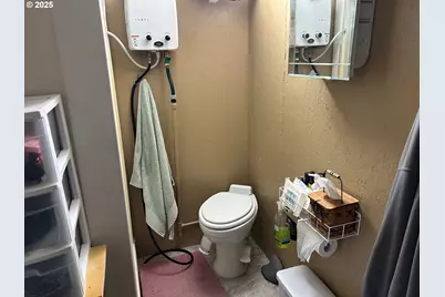 88433 2nd Ave, Florence, OR 97439 - Photo 21