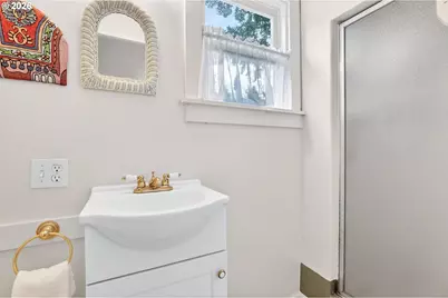 2820 NE Oregon St, Portland, OR 97232 - Photo 21