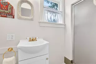 2820 NE Oregon St, Portland, OR 97232 - Photo 21