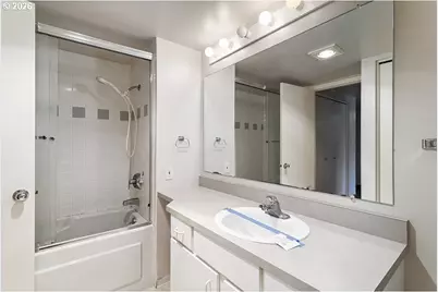 6685 W Burnside St #343, Portland, OR 97210 - Photo 21
