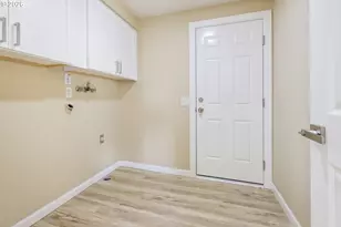 1885 SW 216th Ave, Beaverton, OR 97003 - Photo 13
