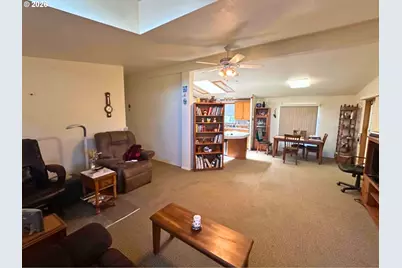 82276 Hat Rock Rd, Hermiston, OR 97838 - Photo 11