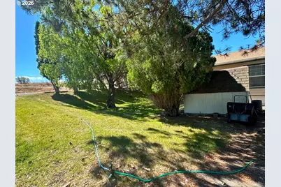 82276 Hat Rock Rd, Hermiston, OR 97838 - Photo 3