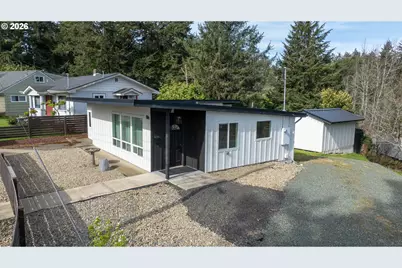 1166 Winsor Ave, North Bend, OR 97459 - Photo 45