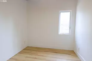 1166 Winsor Ave, North Bend, OR 97459 - Photo 23