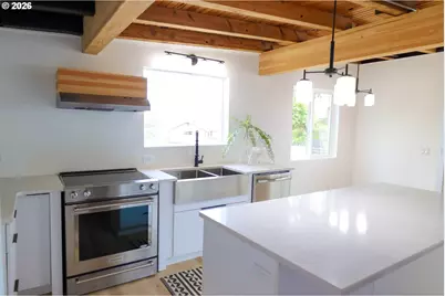 1166 Winsor Ave, North Bend, OR 97459 - Photo 5