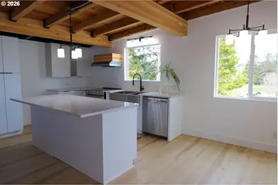 1166 Winsor Ave, North Bend, OR 97459 - Photo 11