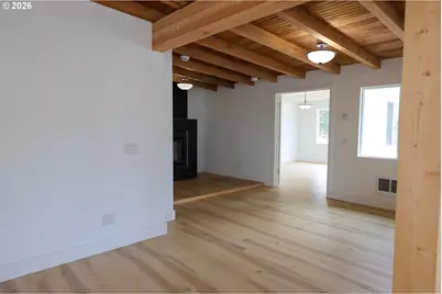 1166 Winsor Ave, North Bend, OR 97459 - Photo 15